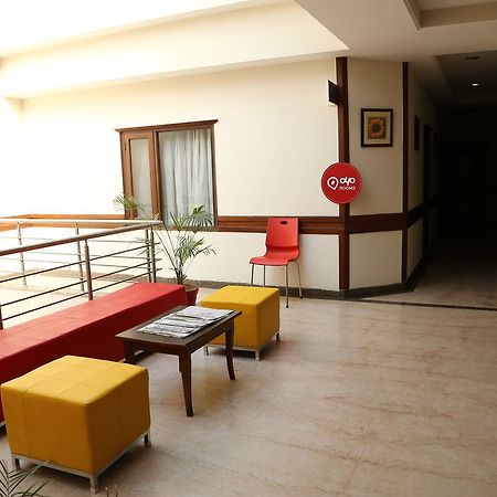 Oyo Rooms Chandigarh Sector 34 Dış mekan fotoğraf